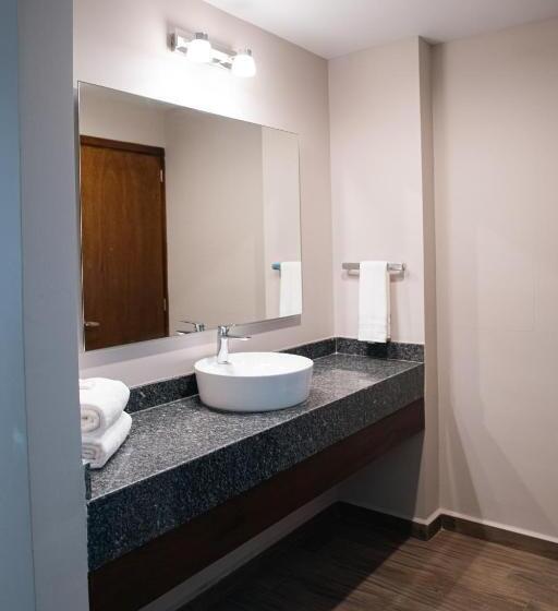 海の見えるスタンダードスタジオ, High Garden Grand