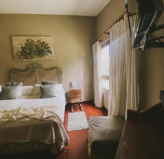 اتاق استاندارد سه نفره, La Pedrera Hotel Boutique, Raco