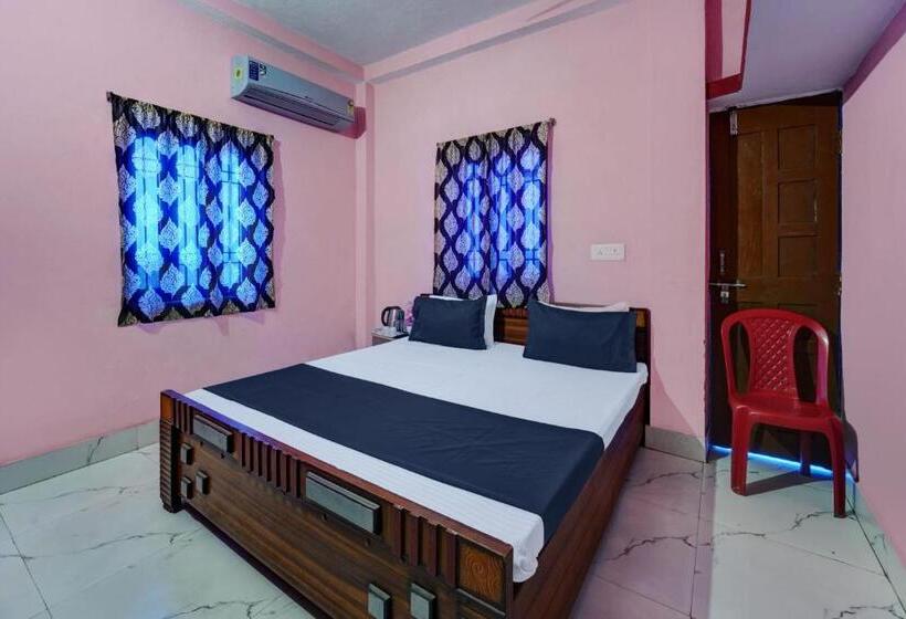 트리플 클래식 룸, Spot On S Hotel & Restaurant