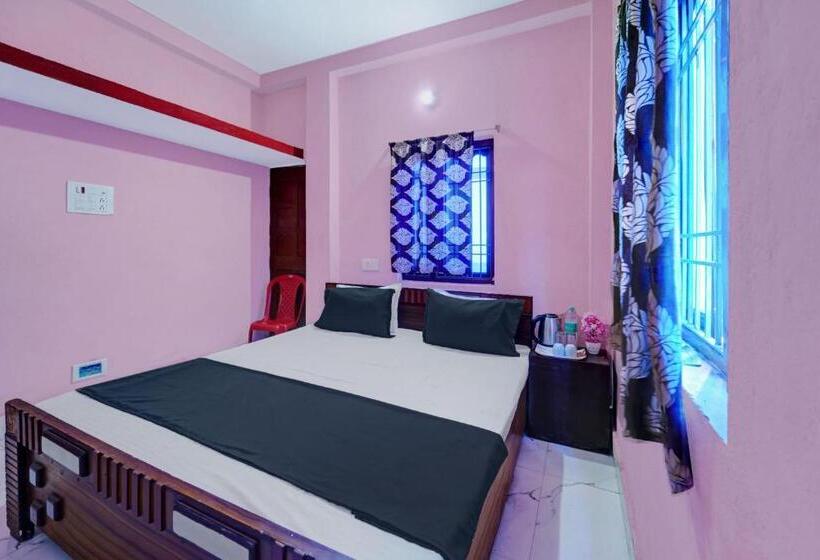 트리플 클래식 룸, Spot On S Hotel & Restaurant