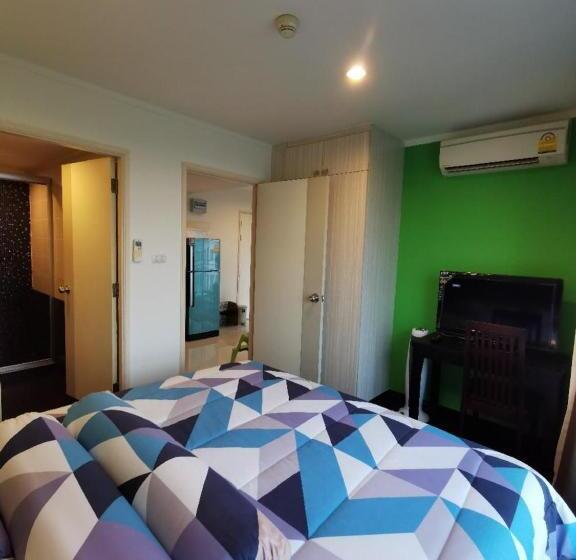 غرفة عائلية, The 360 Lpn Condo Pattaya