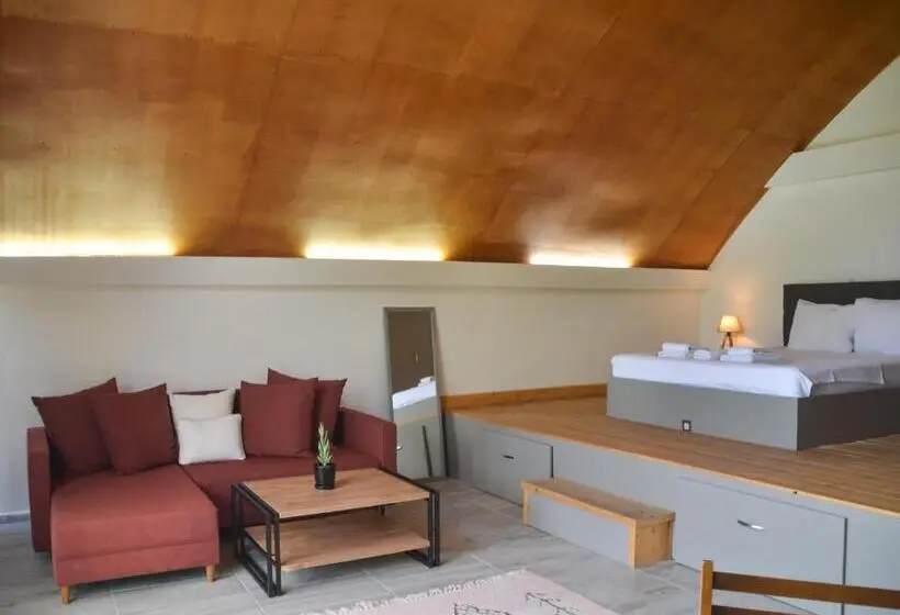 テラス付きスタンダードルーム, Quonset Glamping
