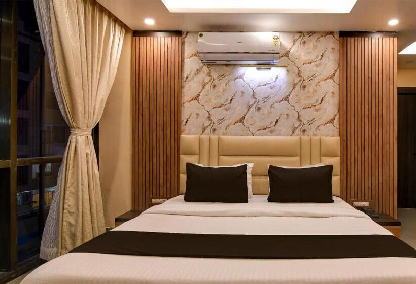 Трехместный Номер Классика, Super Townhouse Oak Bulbuli Neer