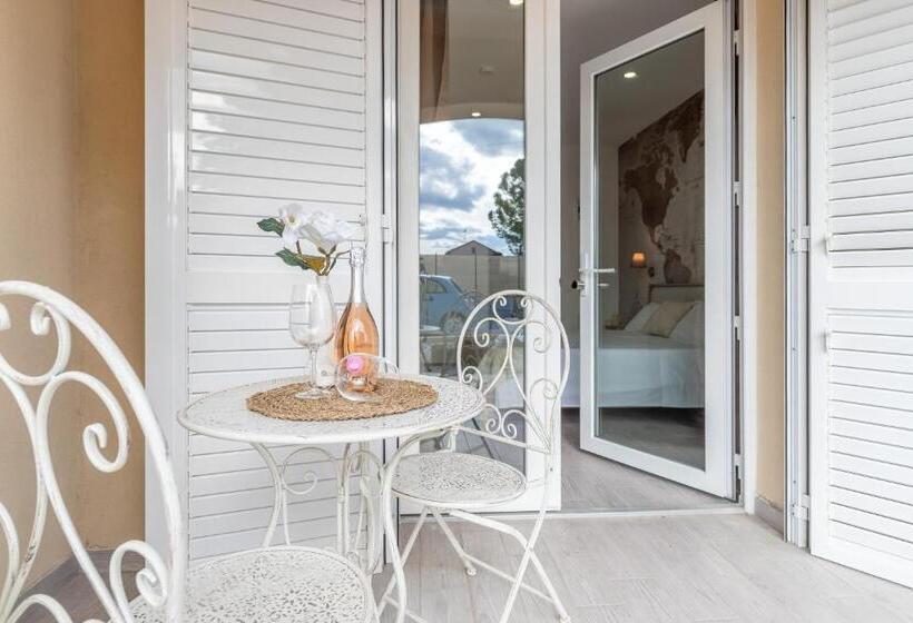 스탠다드 스튜디오 풀장 전망, Villa Cangiano B&b And Pool