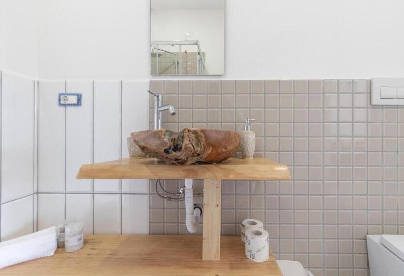 스탠다드 스튜디오 풀장 전망, Villa Cangiano B&b And Pool