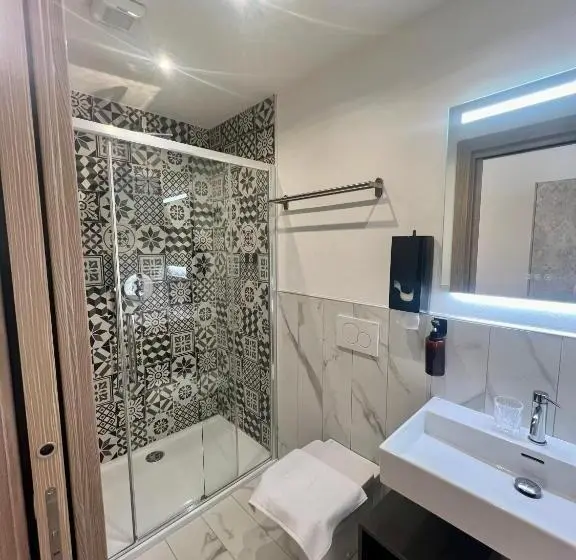 スタンダードシングルルーム, Business E Tourism Superior Rooms Con Bagno Privato Mascheretta Venezia Dolo