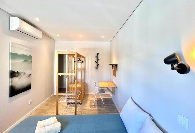 اتاق استاندارد با سرویس بهداشتی مشترک, Campus 121 Rooms