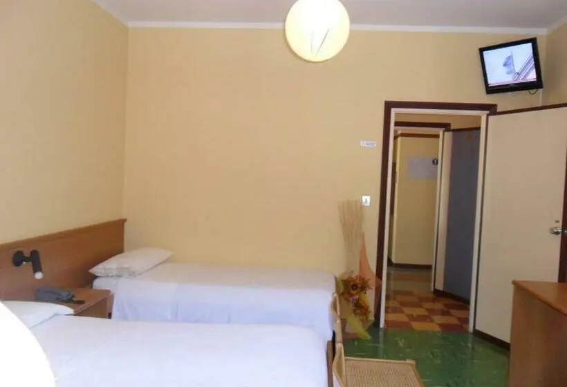 Standard Kolmen Hengen Huone, Albergo Motel Dosdè B&b
