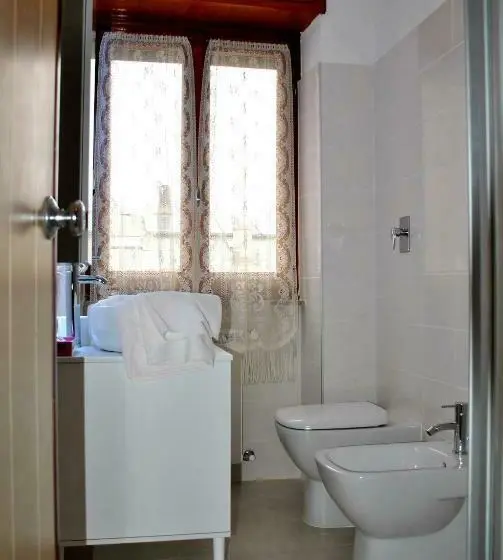 Standard Kolmen Hengen Huone, Albergo Motel Dosdè B&b