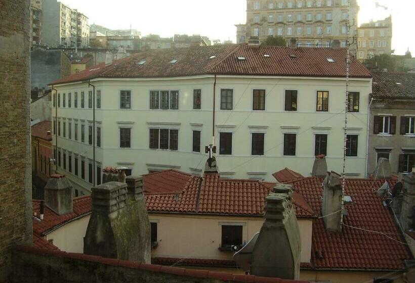 اتاق استاندارد, B&b Gens Julia