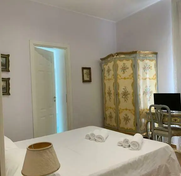 اتاق استاندارد سه نفره, B&b Villa Etelka