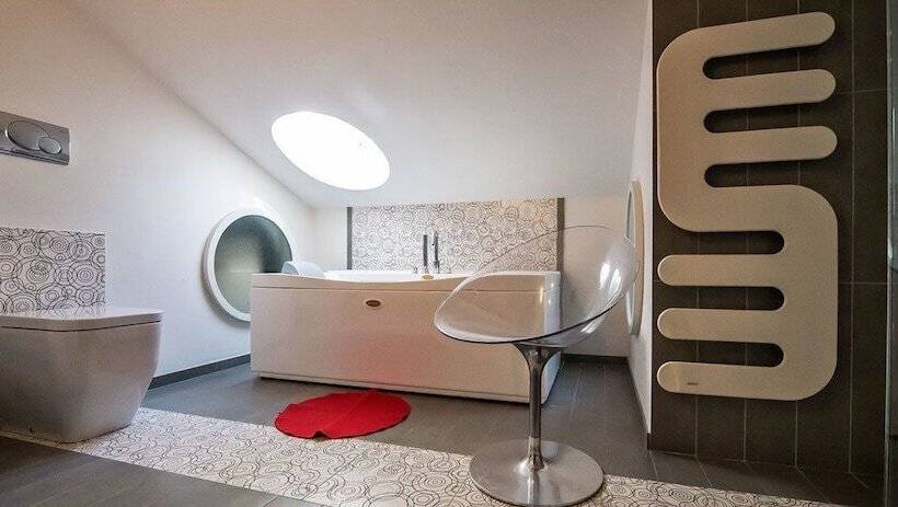 اتاق استاندارد با وان آب گرم, B&b Villa Fortezza