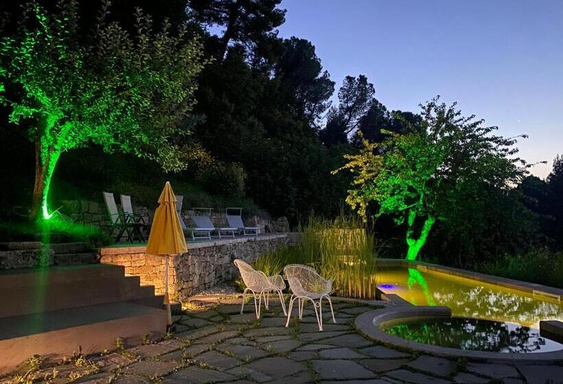 غرفة قياسية مع حمام خارجي, B&b Villa Fortezza