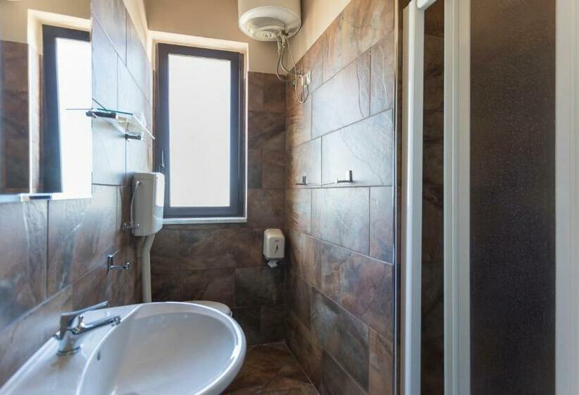 스탠다드 룸, Beatus Suites And Rooms B&b