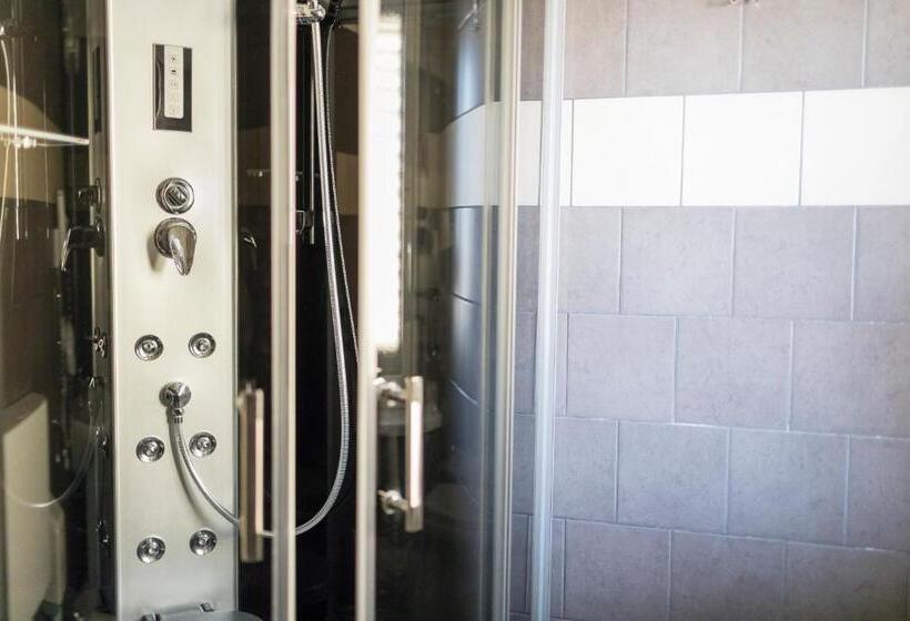 스탠다드 룸, Beatus Suites And Rooms B&b