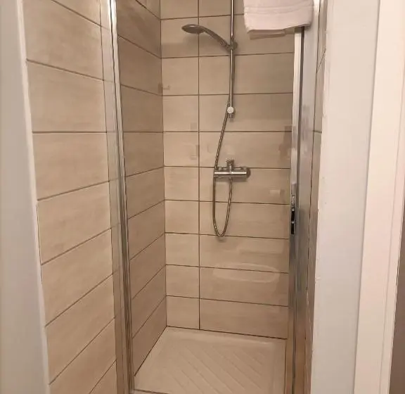 اتاق استاندارد سه تخته با بالکن, Casapiu Rooms