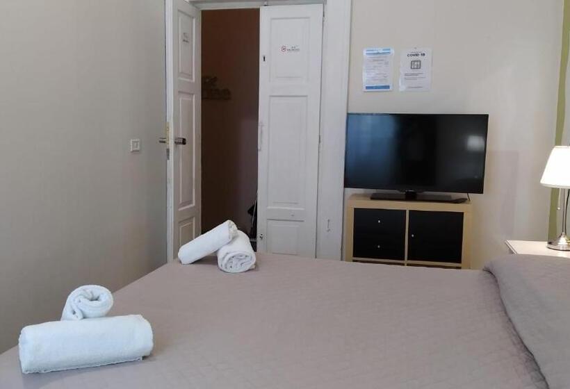 اتاق استاندارد با بالکن, Cconforthotels R&b Dolci Notti   Self Check In