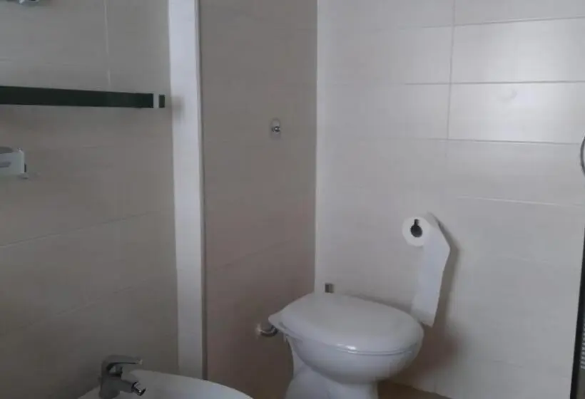 اتاق کلاسیک سه تخته, Cconforthotels R&b Dolci Notti   Self Check In