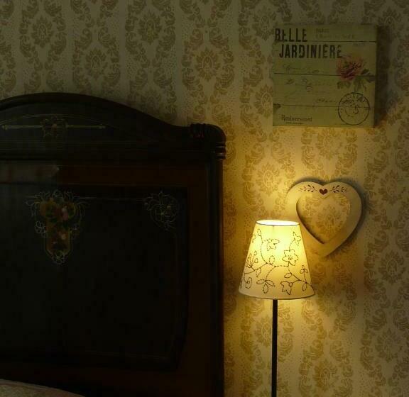 غرفة عائلية مطلّة علي الحديقة, Villa Pille