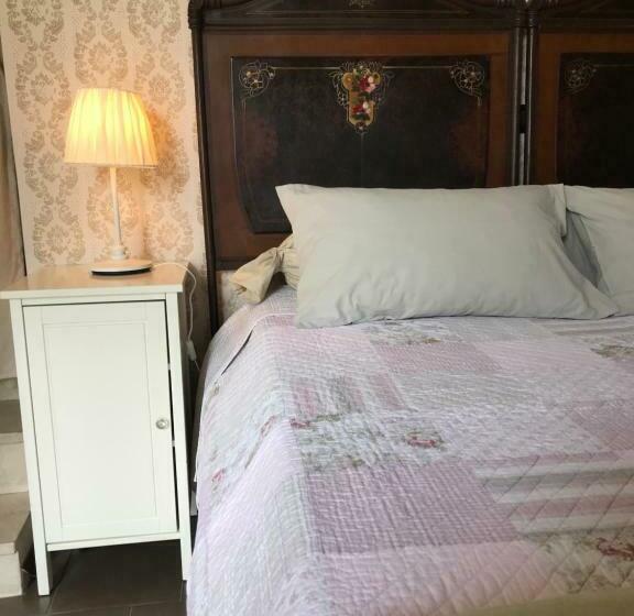 غرفة عائلية مطلّة علي الحديقة, Villa Pille