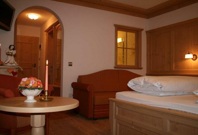 高级大房间, Alaska