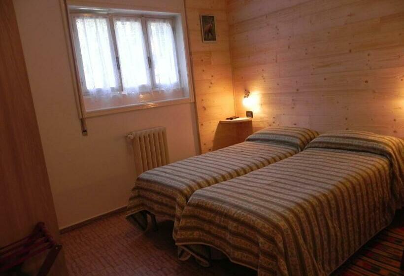 Номер Стандарт, Albergo Cioccarelli