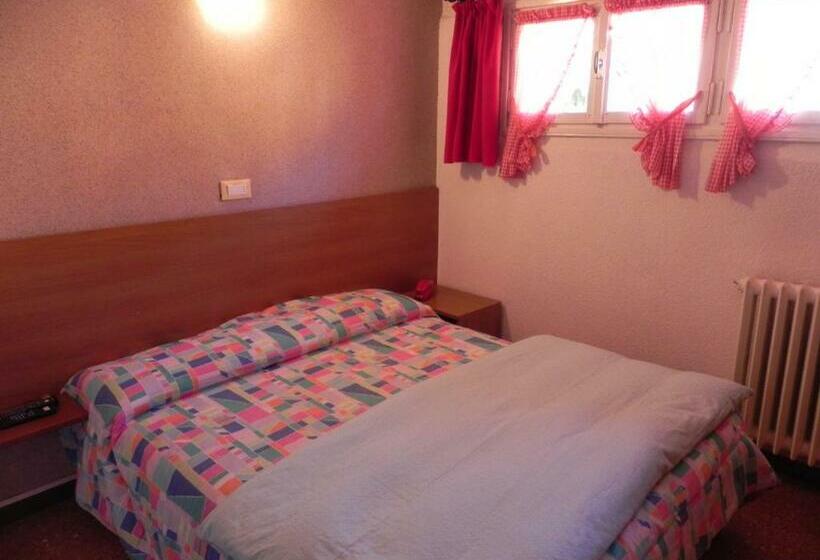 Номер Стандарт, Albergo Cioccarelli