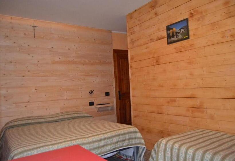 Номер Стандарт Трехместный, Albergo Cioccarelli