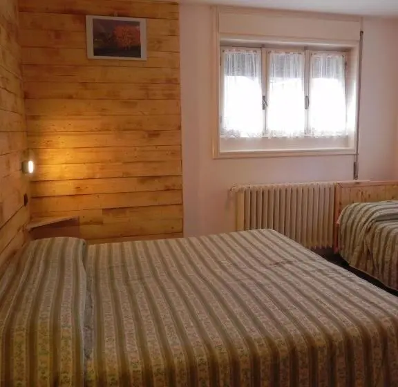 スタンダードトリプルルーム, Albergo Cioccarelli