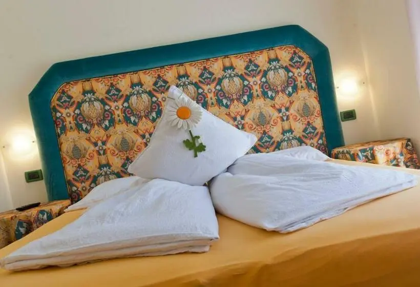 Superior room with lake view, Augusta