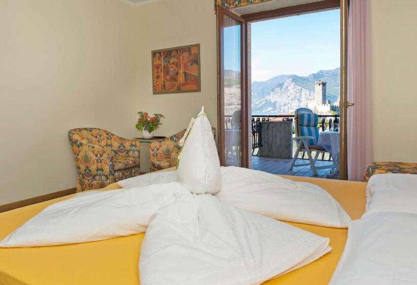 Superior room with lake view, Augusta