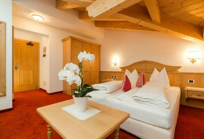 バルコニー付きスーペリアルーム, Bel Sit