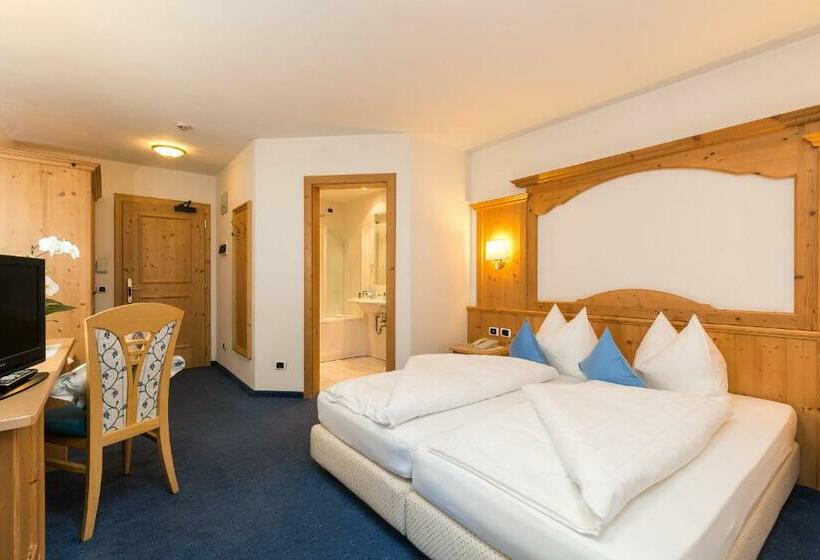 발코니 수피리어 룸, Bel Sit