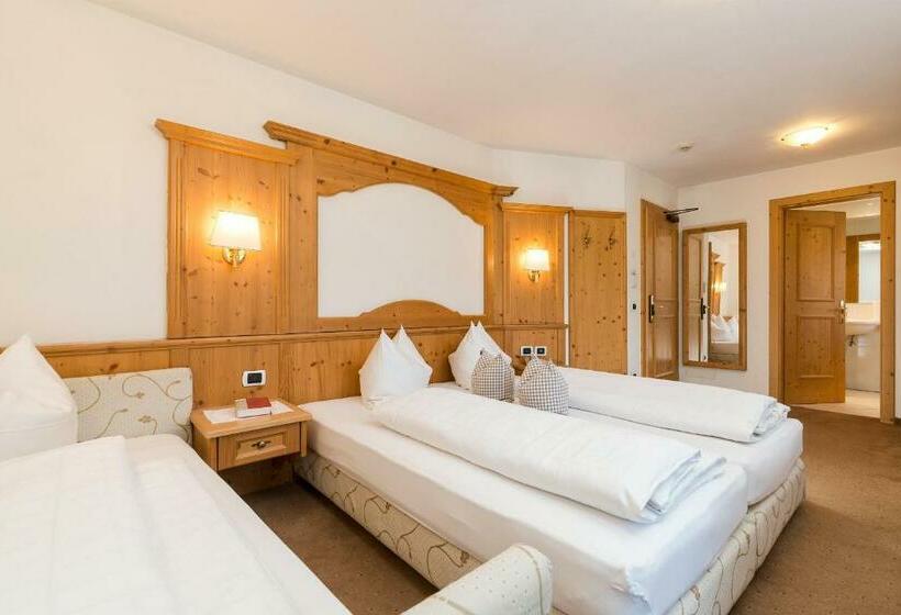 발코니 수피리어 룸, Bel Sit