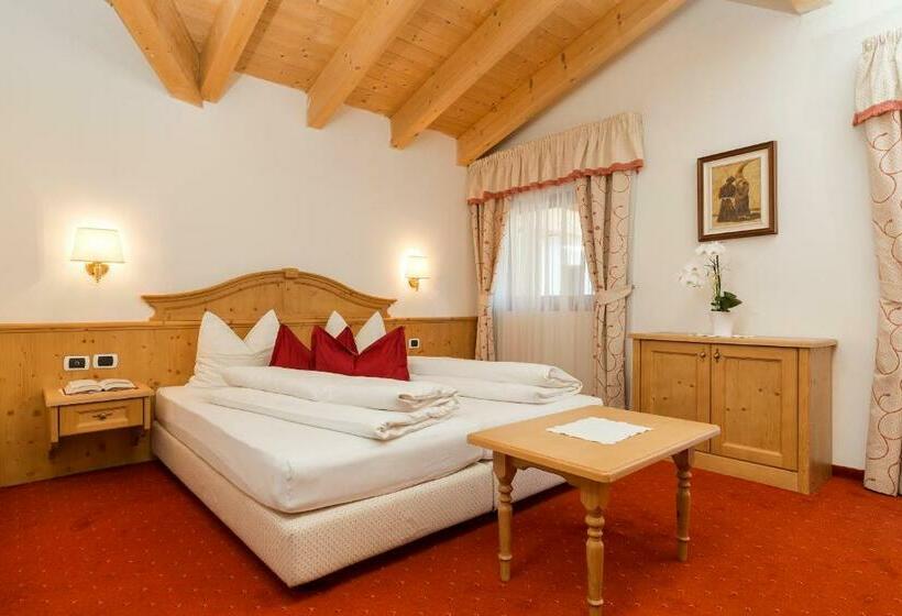 발코니 수피리어 룸, Bel Sit