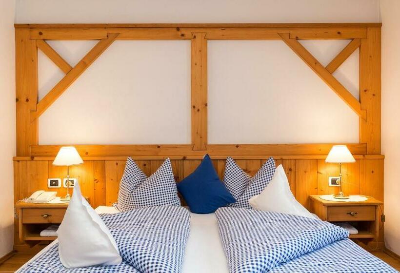 주니어 스위트 발코니, Bel Sit