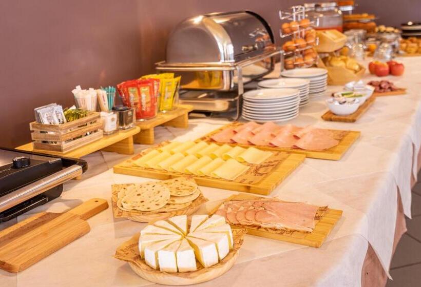 エコノミールーム, Bianca Vela