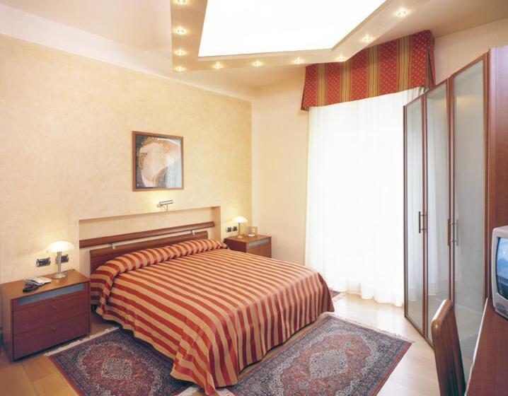 デラックスルーム, Bianca Vela