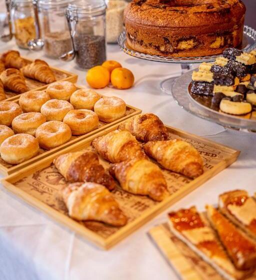 スタンダードトリプルルーム, Bianca Vela