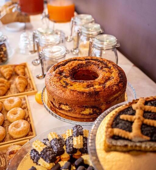 スタンダードトリプルルーム, Bianca Vela