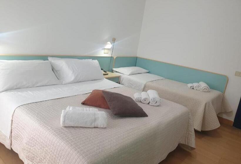 スタンダードトリプルルーム, Bianca Vela