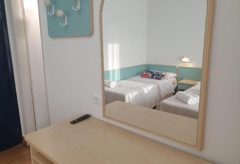 コンフォートトリプルルーム, Bianca Vela