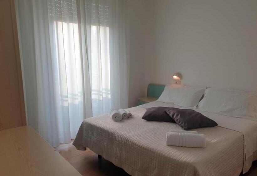 コンフォートトリプルルーム, Bianca Vela