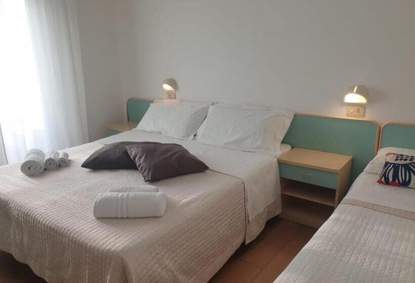 コンフォートトリプルルーム, Bianca Vela