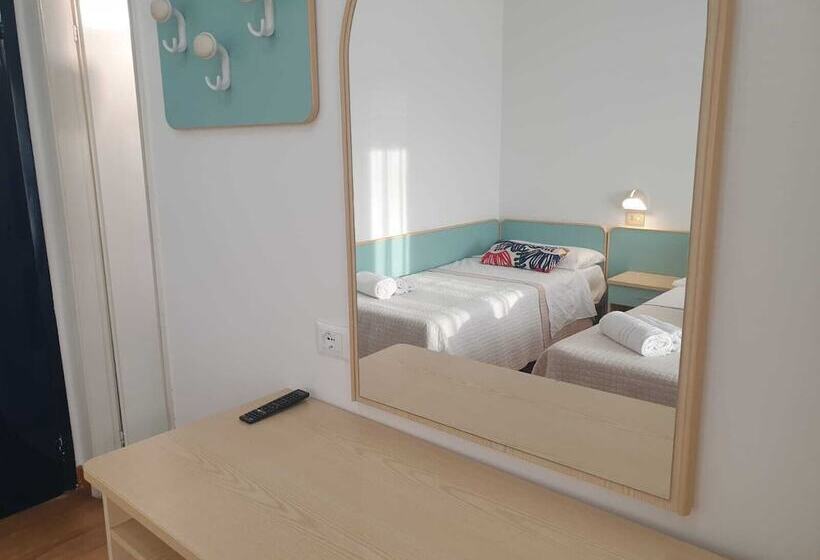 コンフォートトリプルルーム, Bianca Vela