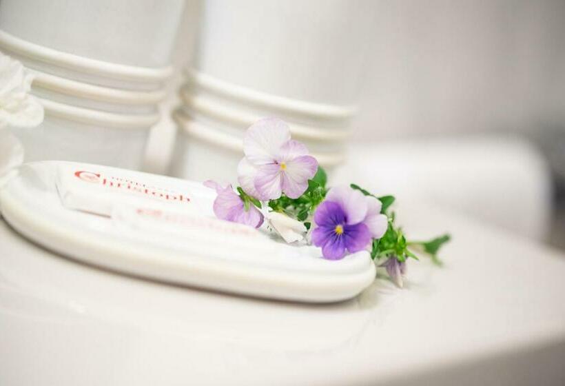 Номер Стандарт, Christoph