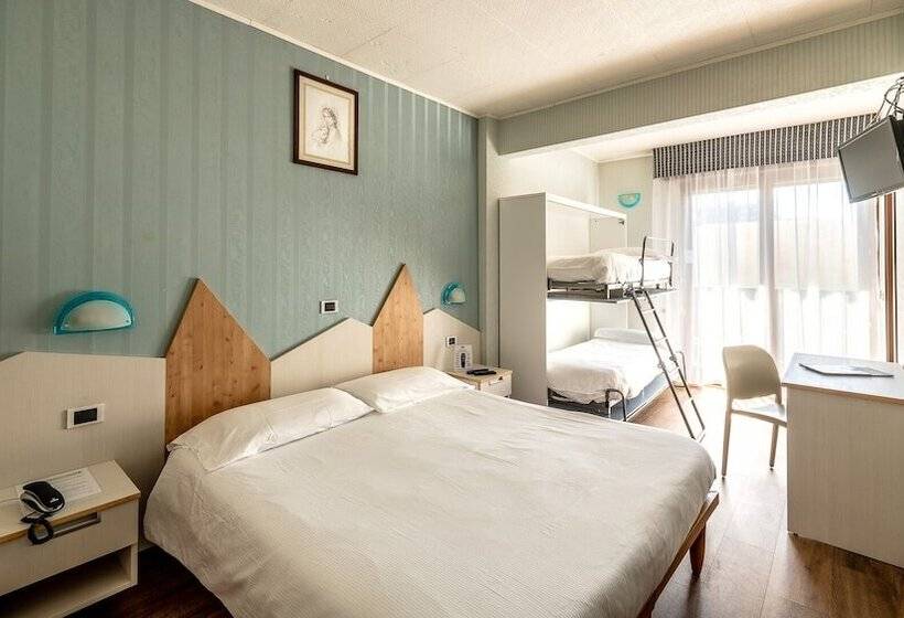 패밀리 룸, Club Funivia