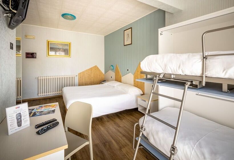 패밀리 룸, Club Funivia