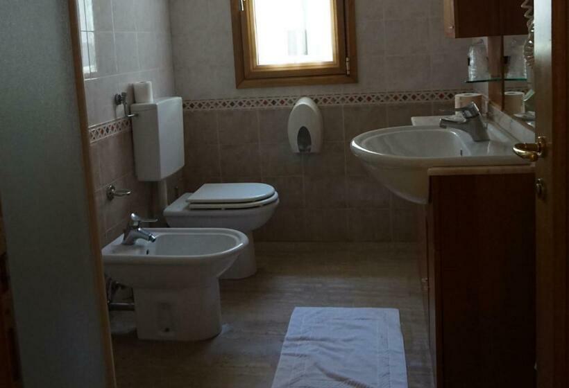 Семейный Номер, Columbus Dependance