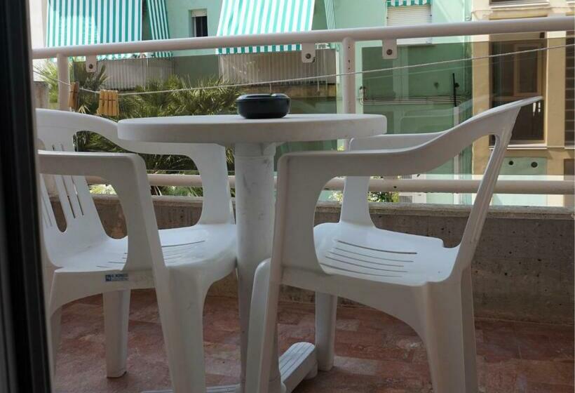 Семейный Номер, Columbus Dependance